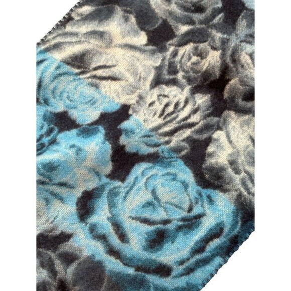 V Fraas Floral Infinity Scarf 100% Acrylic Made In Germany - Picture 6 of 9
